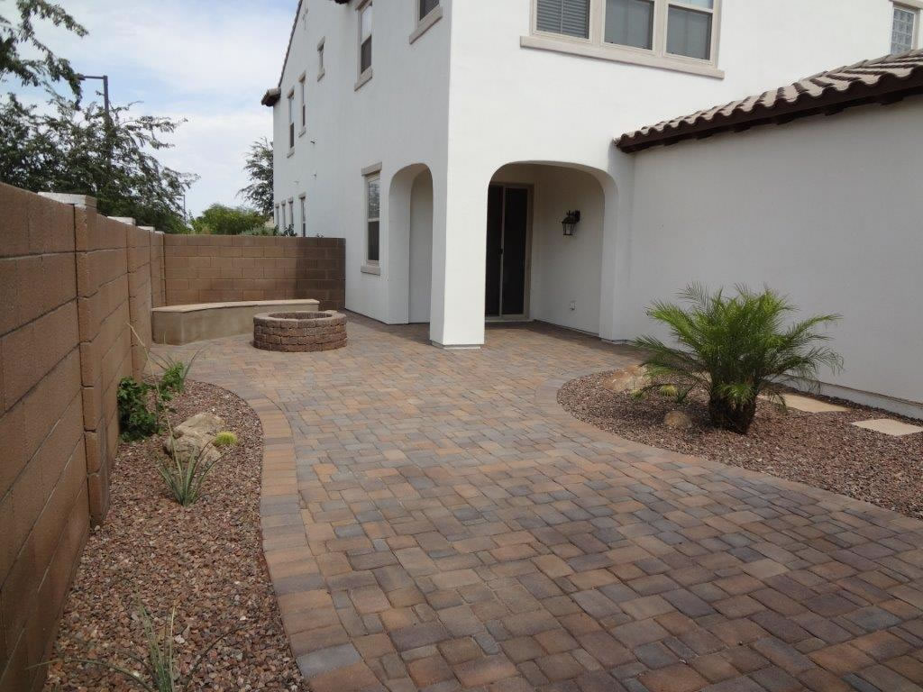 Paver Patio (3)