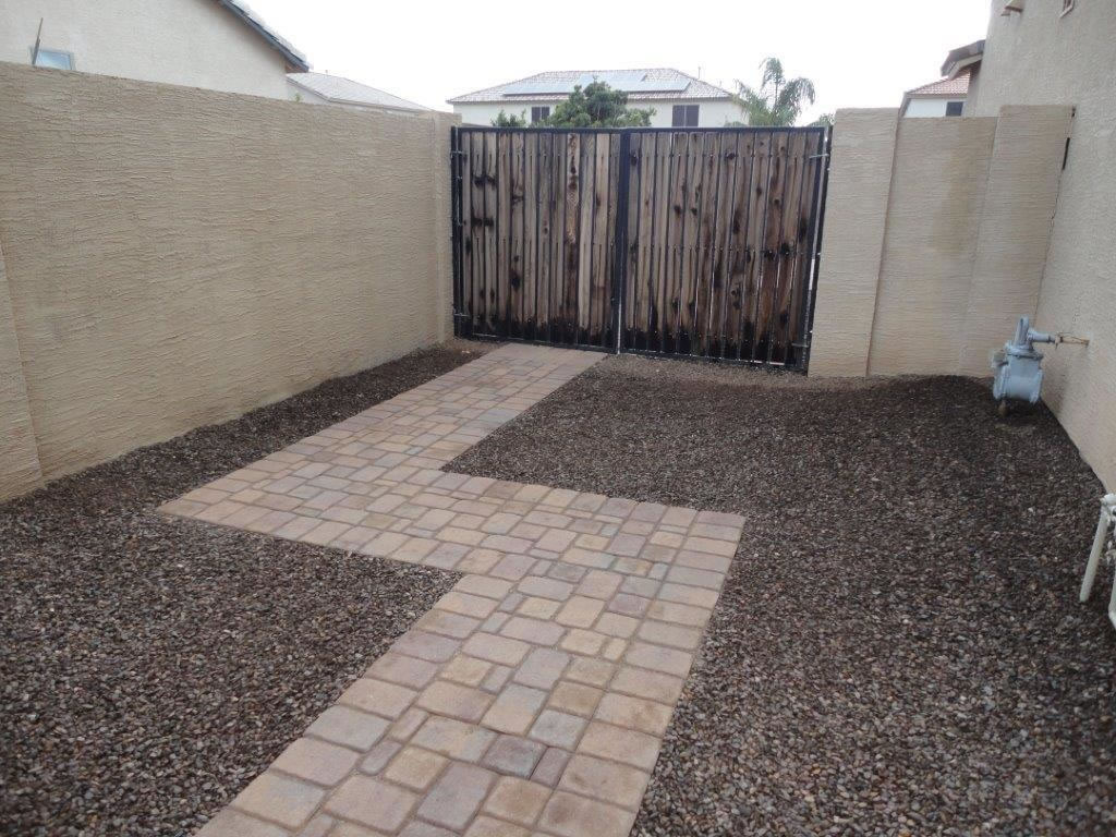 Paver Walkway (10)