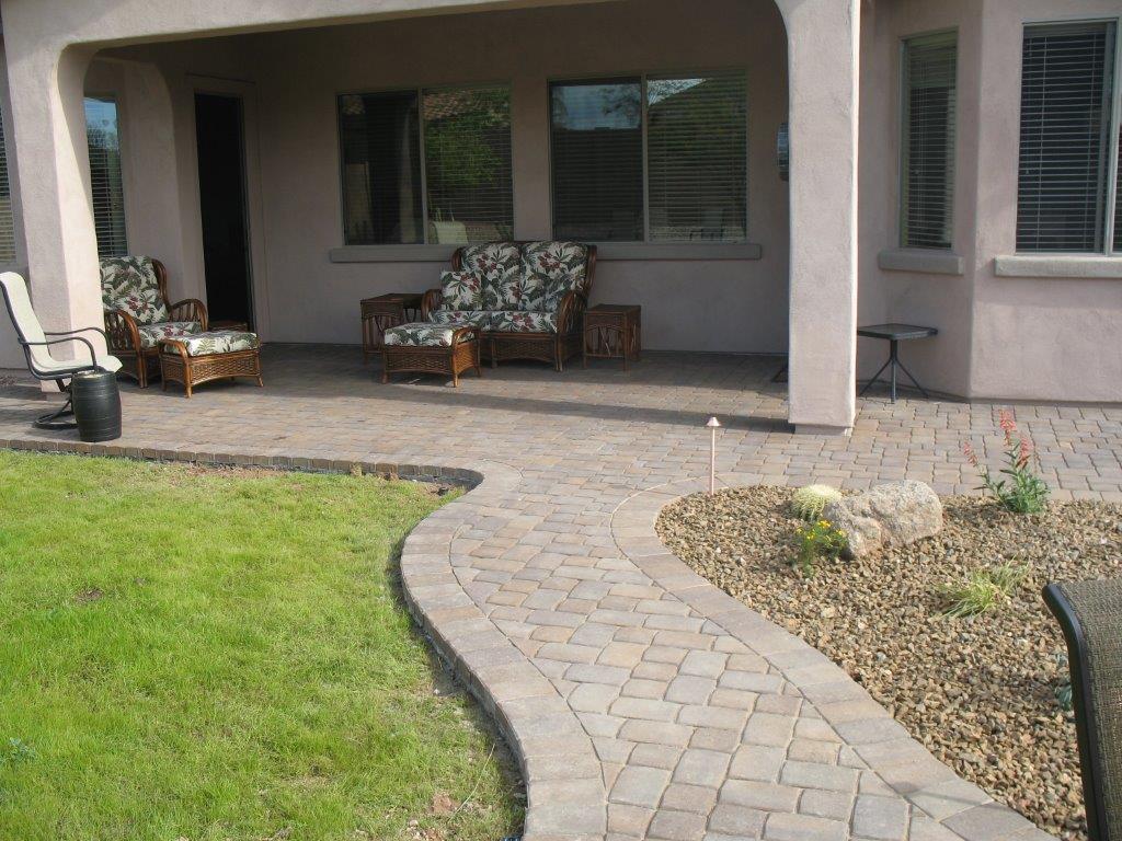 Paver Walkway (13)